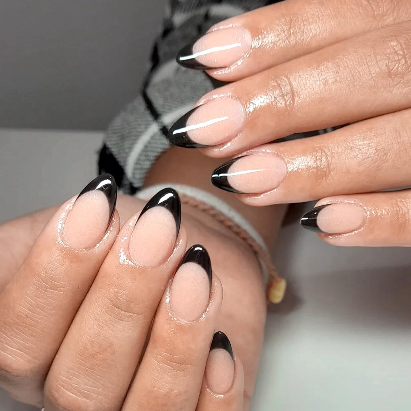 Black French Tip Press on Nails